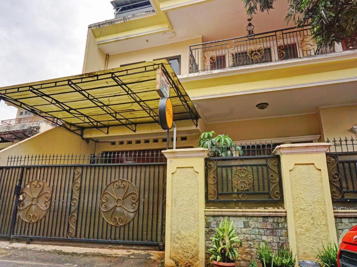 Spot On 90295 Simprug Residence Jakarta Eksteriør bilde