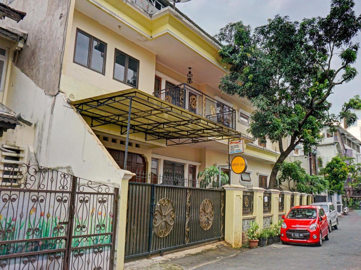 Spot On 90295 Simprug Residence Jakarta Eksteriør bilde